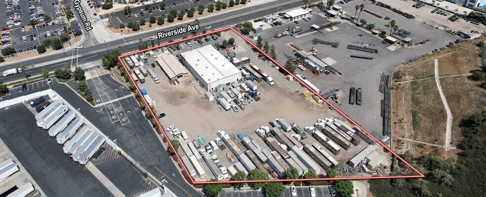 3730 S Riverside Ave, Colton, CA à louer - Photo du bâtiment - Image 1 de 2