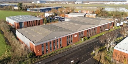 Old Brighton Rd, Lowfield Heath for lease Building Photo- Image 1 of 1