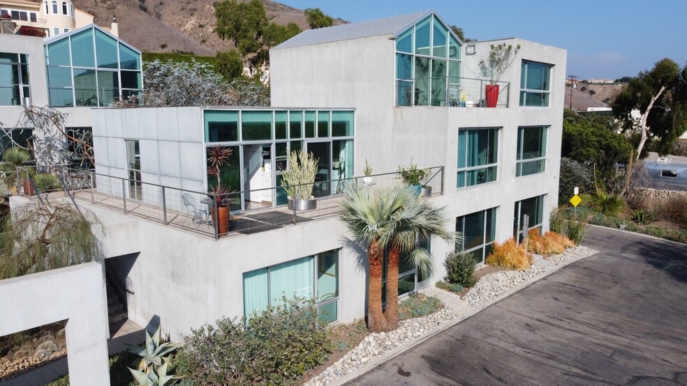 24955 Pacific Coast Hwy, Malibu, CA à louer - Photo du bâtiment - Image 2 de 4