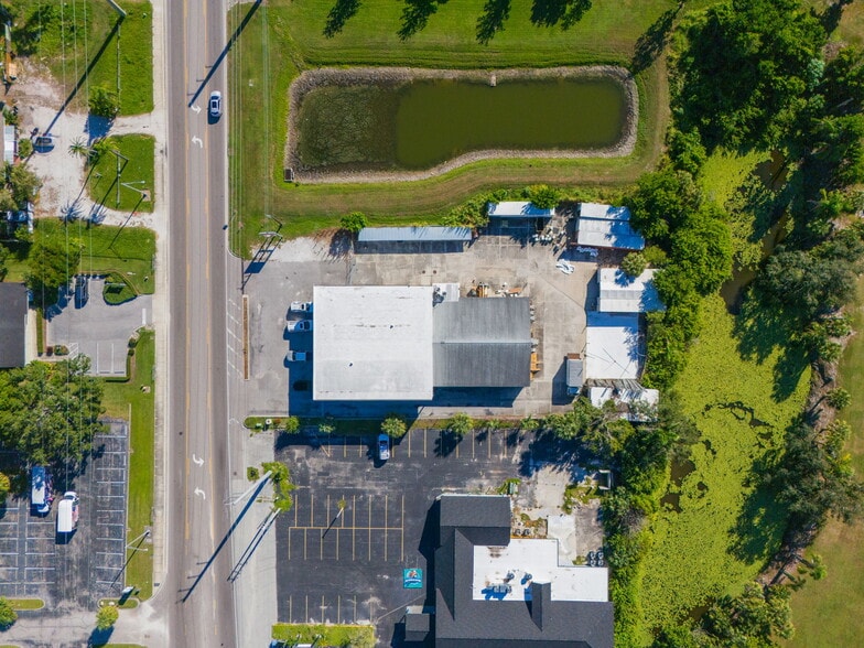 204 44th Ave E, Bradenton, FL à louer - Photo du bâtiment - Image 3 de 12