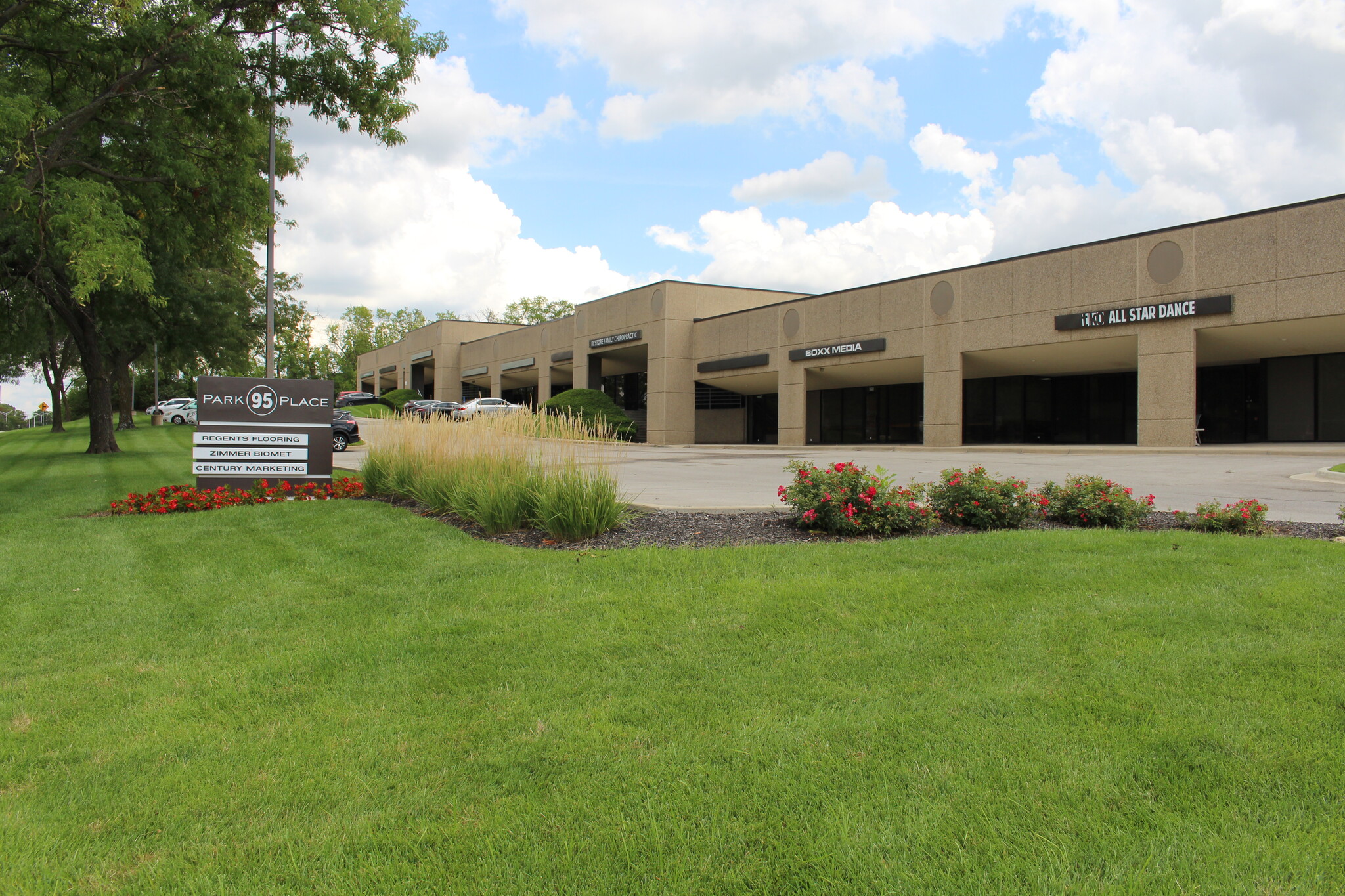 14631-14651 W 95th St, Lenexa, KS for sale Building Photo- Image 1 of 1