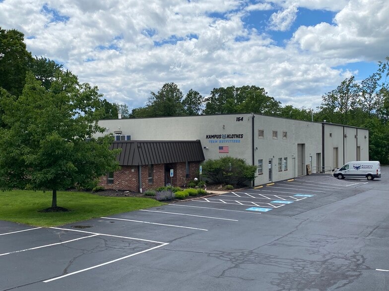 164 Railroad Dr, Warminster, PA for sale - Building Photo - Image 1 of 26