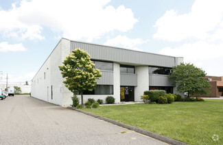 Plus de détails pour 12303 Delta St, Taylor, MI - Industriel à vendre