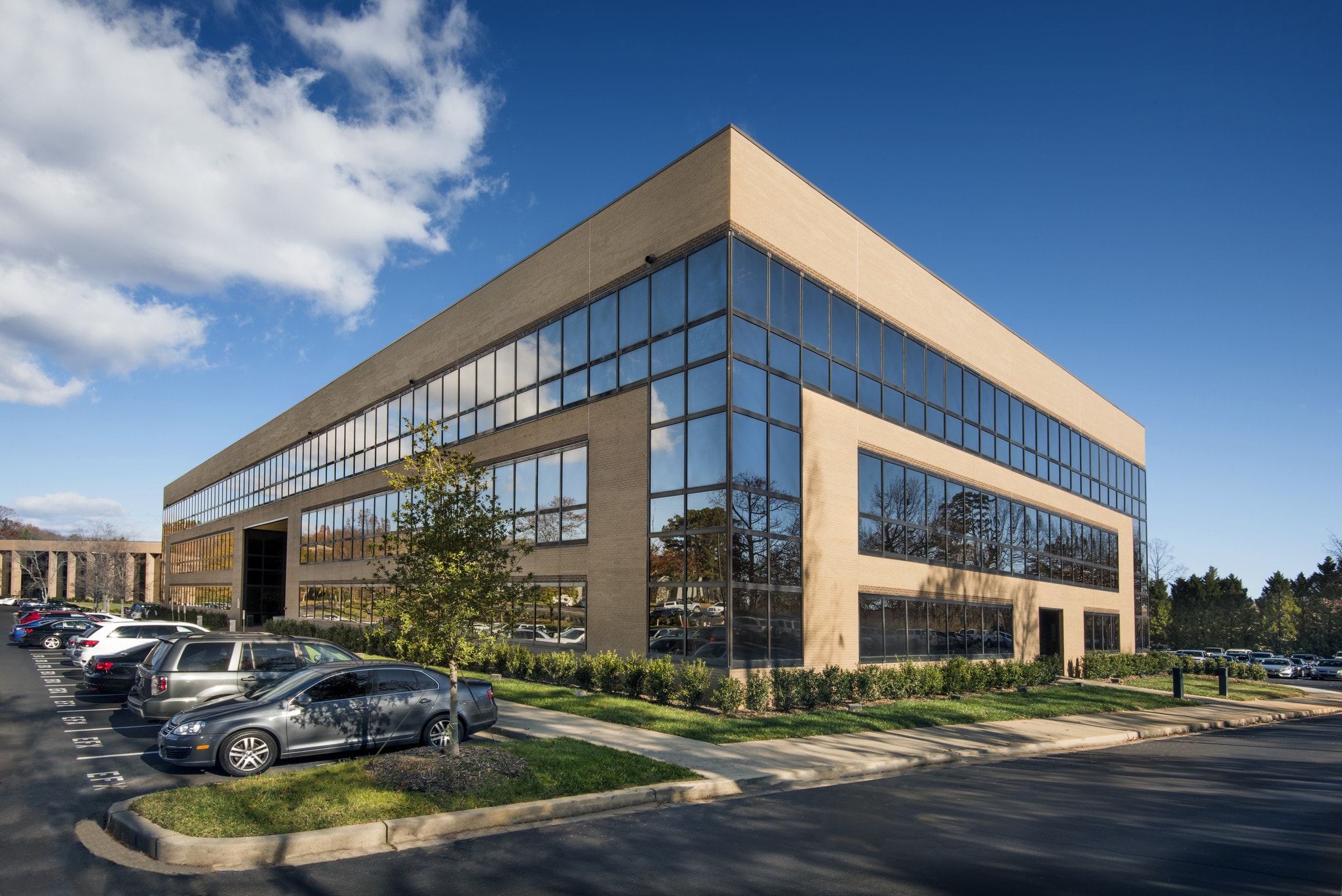 700 Executive Center Dr, Greenville, SC for lease Primary Photo- Image 1 of 6
