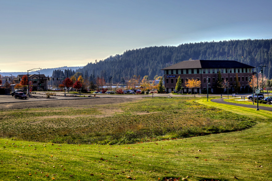 1347 W Riverstone Dr, Coeur d'Alene, ID for sale - Primary Photo - Image 1 of 1