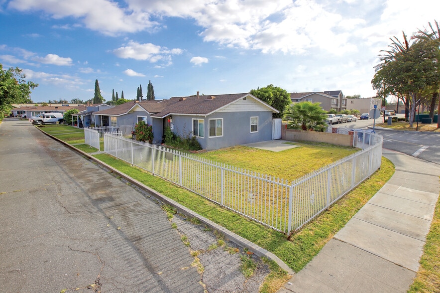 5540 Clara St, Bell Gardens, CA for sale - Building Photo - Image 2 of 9