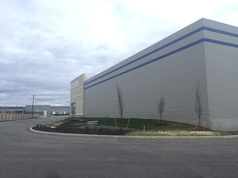 135 Buell Ave, Buffalo, NY for lease - Building Photo - Image 2 of 6