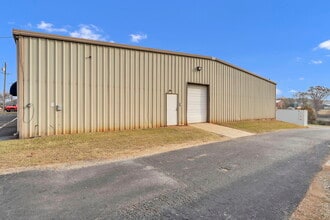 107 Hurricane Creek Dr, Piedmont, SC for lease Building Photo- Image 2 of 10
