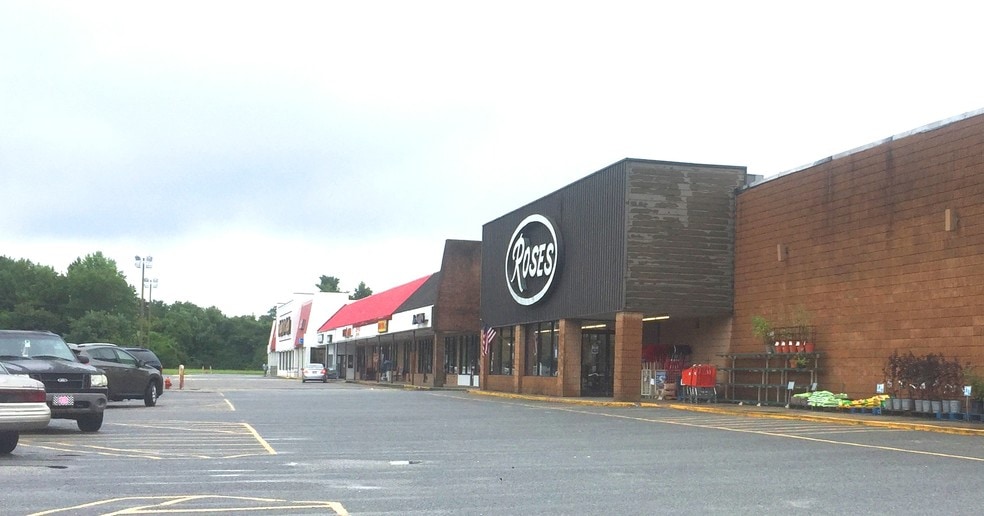 336-368 US Highway 64 E, Plymouth, NC à louer - Photo du bâtiment - Image 3 de 9