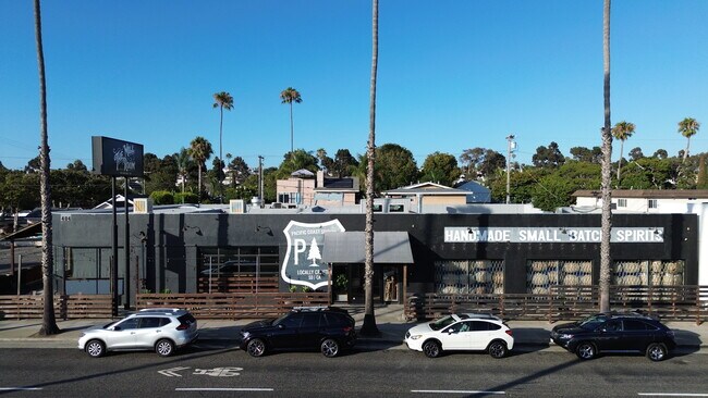 Plus de détails pour 404 S Coast Hwy, Oceanside, CA - Commerce de détail à louer