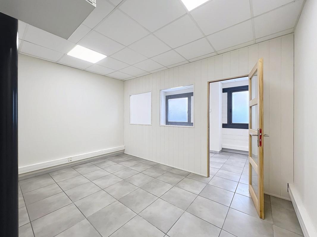 Bureau dans La Seyne-sur-Mer à louer Photo intérieure- Image 1 de 3