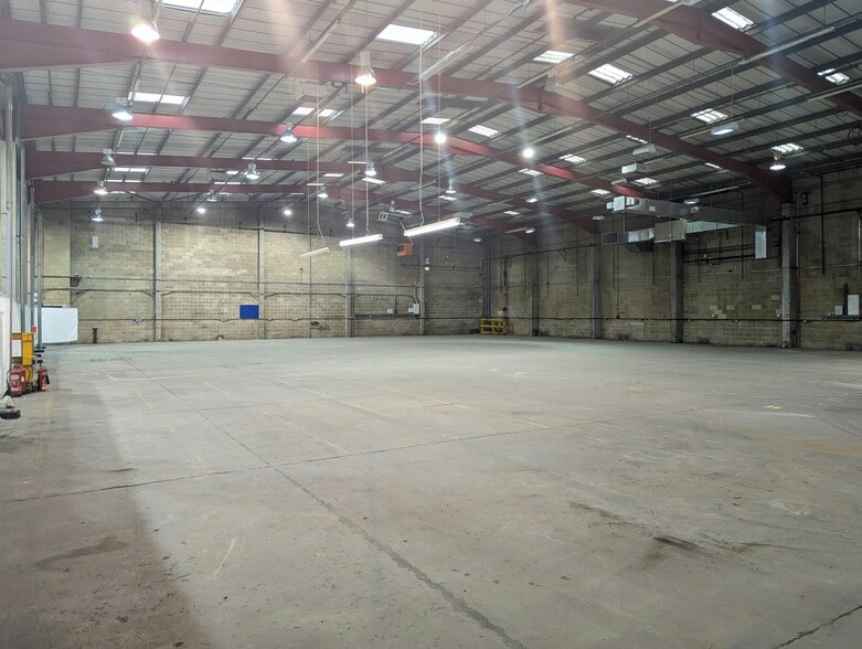 Lee Rd, London for lease - Building Photo - Image 3 of 5