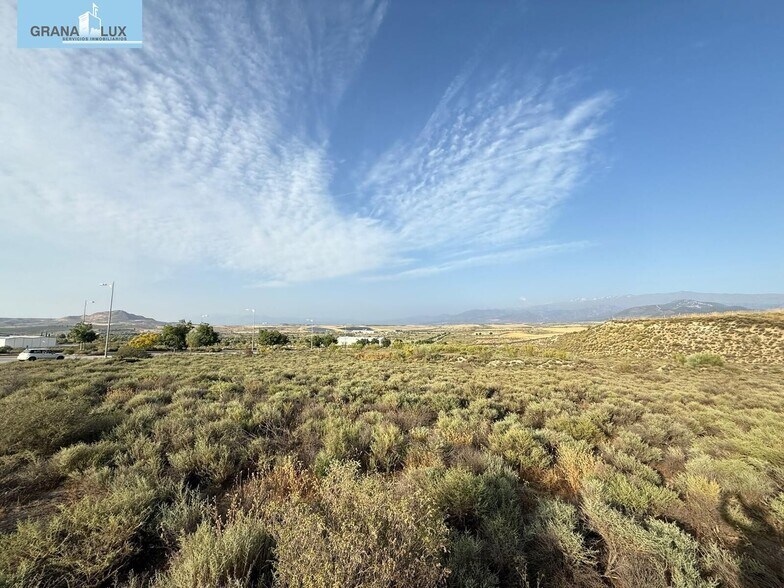 Avenida de Grecia, 17, Alhendín, Granada for sale - Building Photo - Image 3 of 17