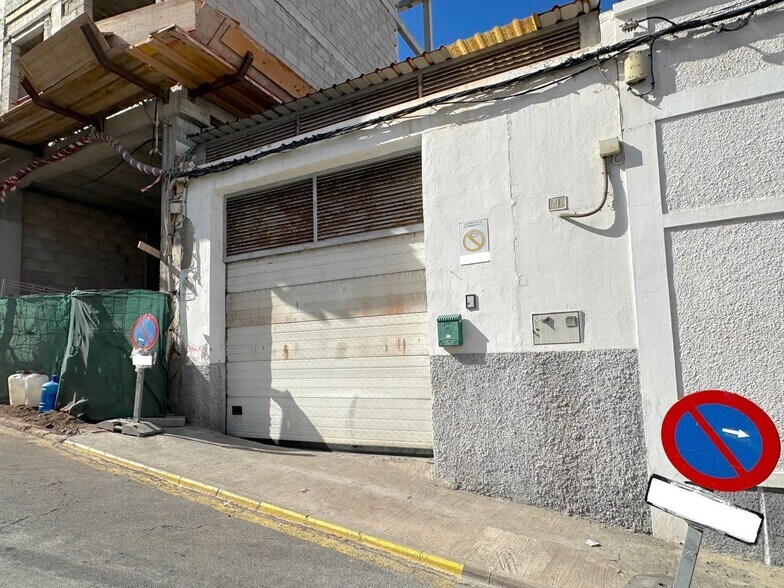 Luchana, 40, Las Palmas de Gran Canaria, Las Palmas for sale - Building Photo - Image 2 of 22
