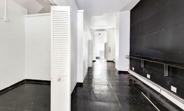 2285 Adam Clayton Powell Jr Blvd, New York, NY à louer Photo intérieure- Image 2 de 4