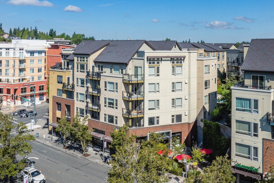 2630 77th Ave SE, Mercer Island, WA à louer - Photo du bâtiment - Image 3 de 4