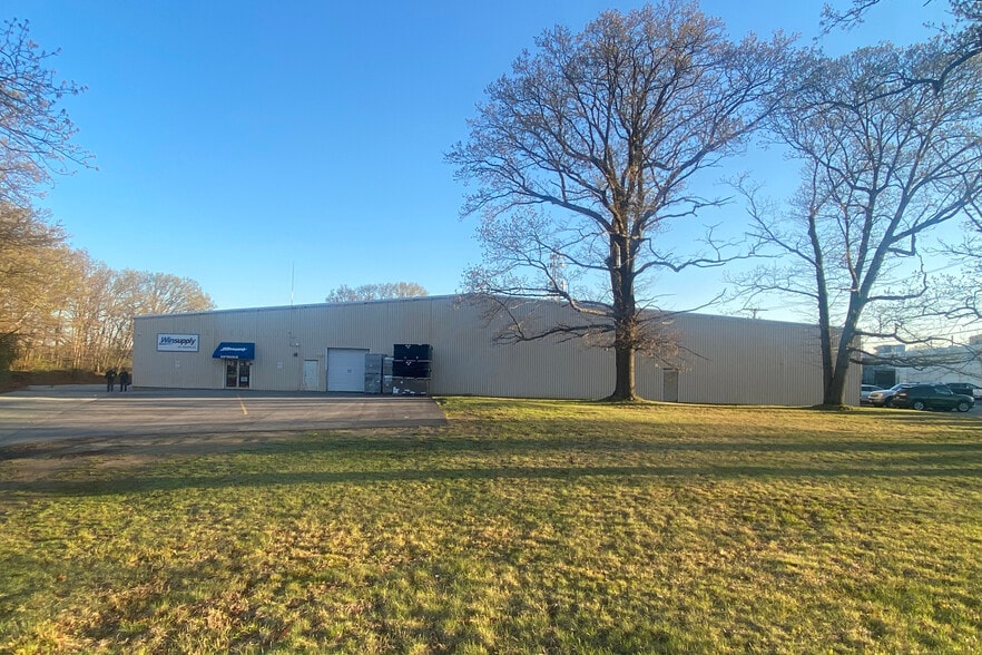 289 Kilvert St, Warwick, RI for lease - Building Photo - Image 3 of 15