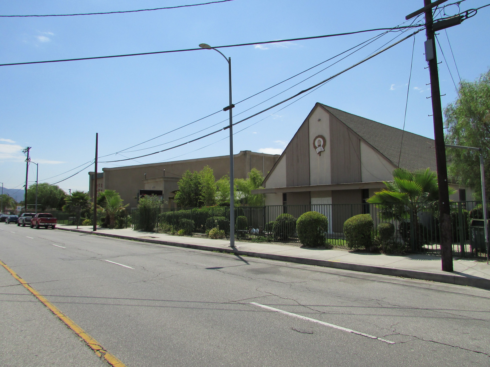 11134 Saticoy St, Sun Valley, CA for lease Building Photo- Image 1 of 5