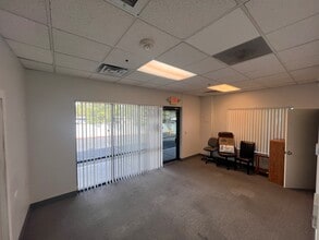 8170 W Sahara Ave, Las Vegas, NV for lease Interior Photo- Image 2 of 7