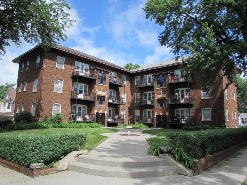 706 N 50th St, Omaha, NE for sale Building Photo- Image 1 of 1