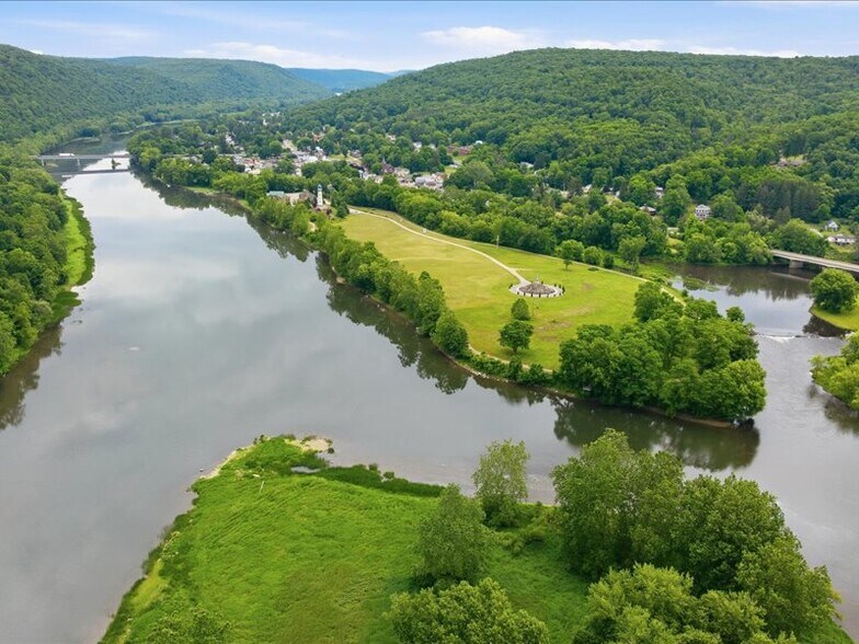 5 Lighthouse Rd Rd, Tionesta, PA à vendre - Photo du bâtiment - Image 3 de 28