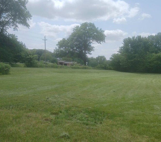 206 9TH Avenue North, Albany, IL for sale - Primary Photo - Image 1 of 7