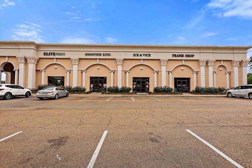 1020-1038 Highway 51, Madison, MS à louer - Photo du bâtiment - Image 3 de 68