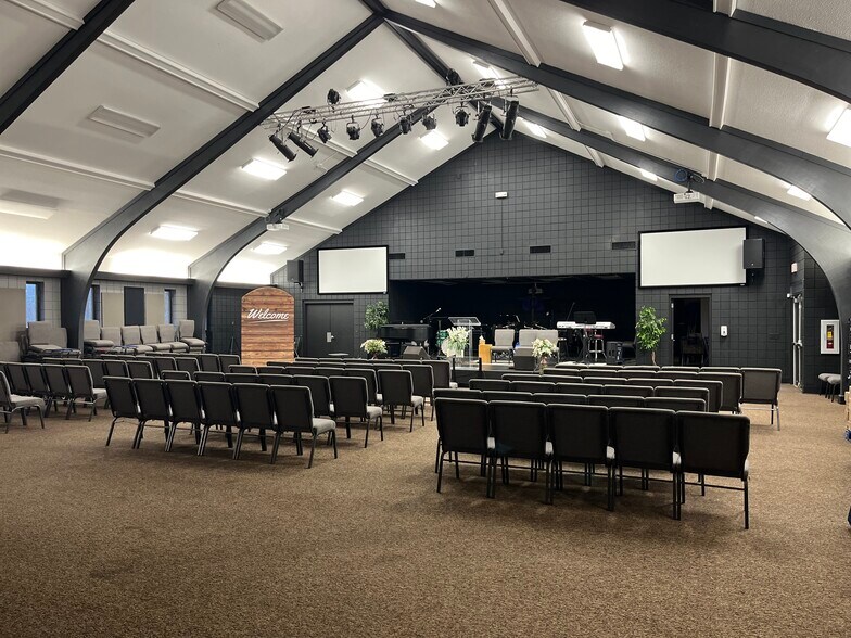 622 E Lexington Ave, High Point, NC à louer - Photo intérieure - Image 2 de 16