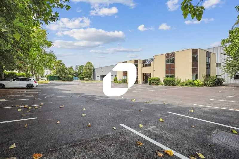 Flex in Lisses for lease - Building Photo - Image 3 of 19