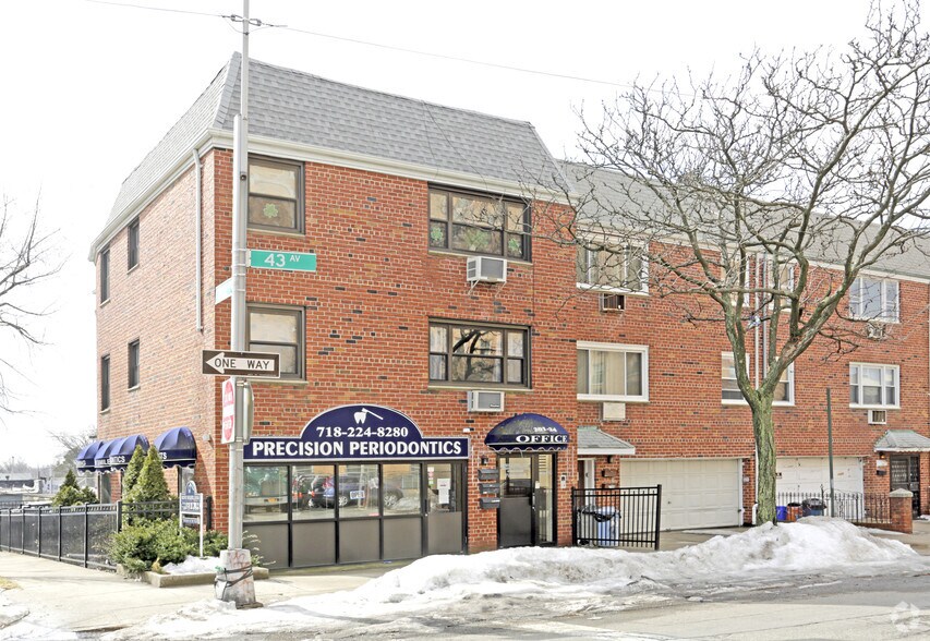 201-24 43rd Ave, Bayside, NY à vendre - Photo principale - Image 1 de 5