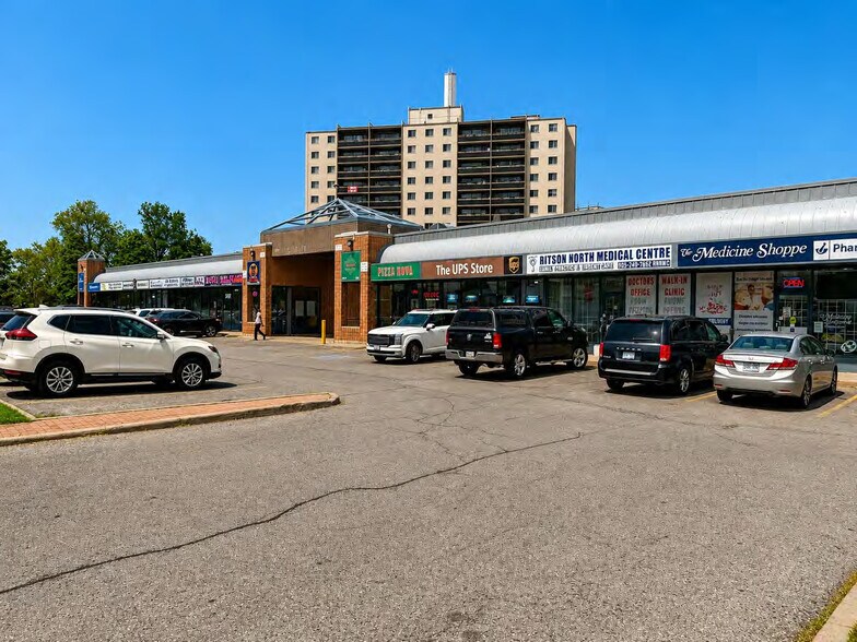 1288 Ritson Rd N, Oshawa, ON à louer - Photo du bâtiment - Image 2 de 7
