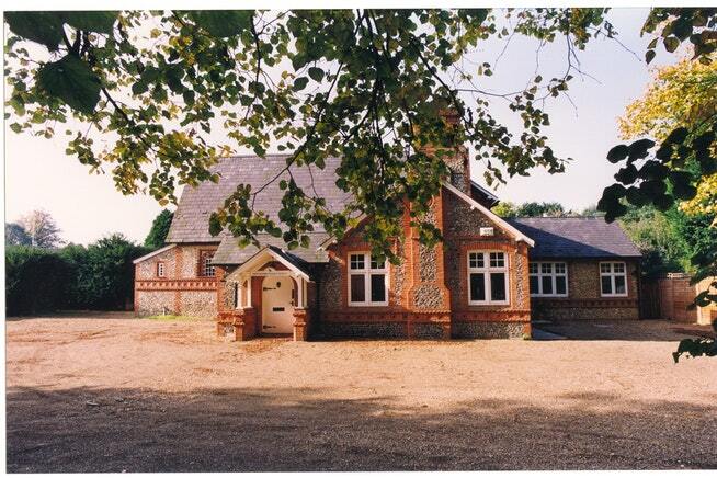 Ockham Rd S, East Horsley à louer - Photo du bâtiment - Image 1 de 1