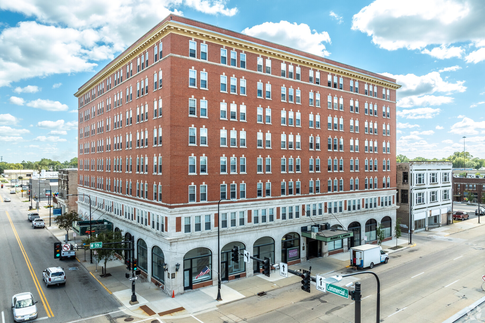 209 W 5th St, Waterloo, IA for lease Primary Photo- Image 1 of 17