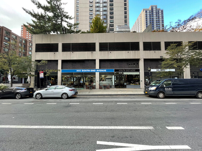 301-303 South End Ave, New York, NY for lease - Building Photo - Image 1 of 2