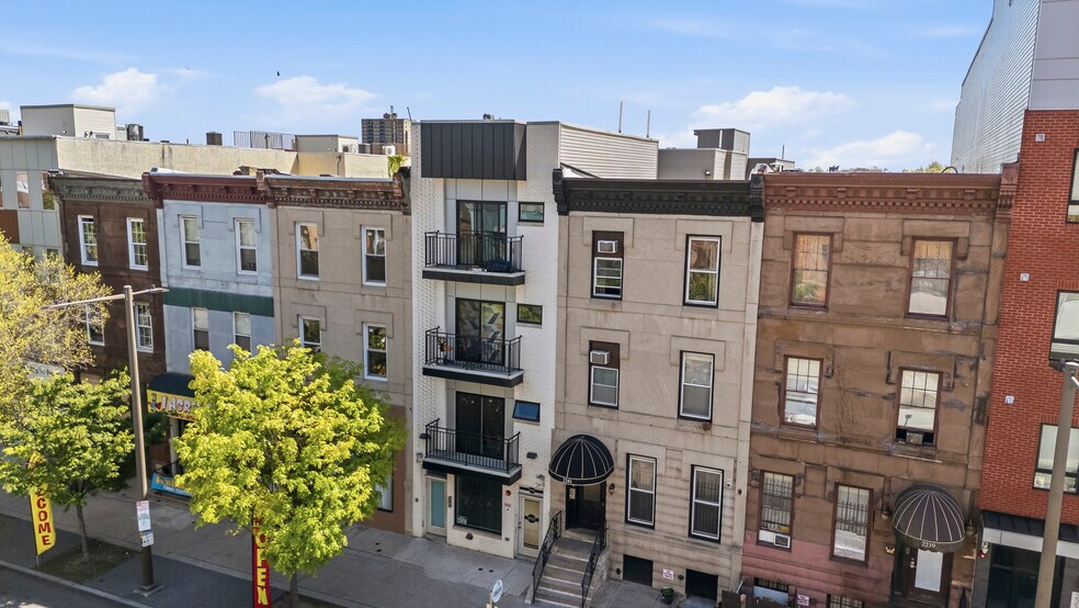 2243 N Broad St, Philadelphia, PA à vendre - Photo du bâtiment - Image 2 de 25