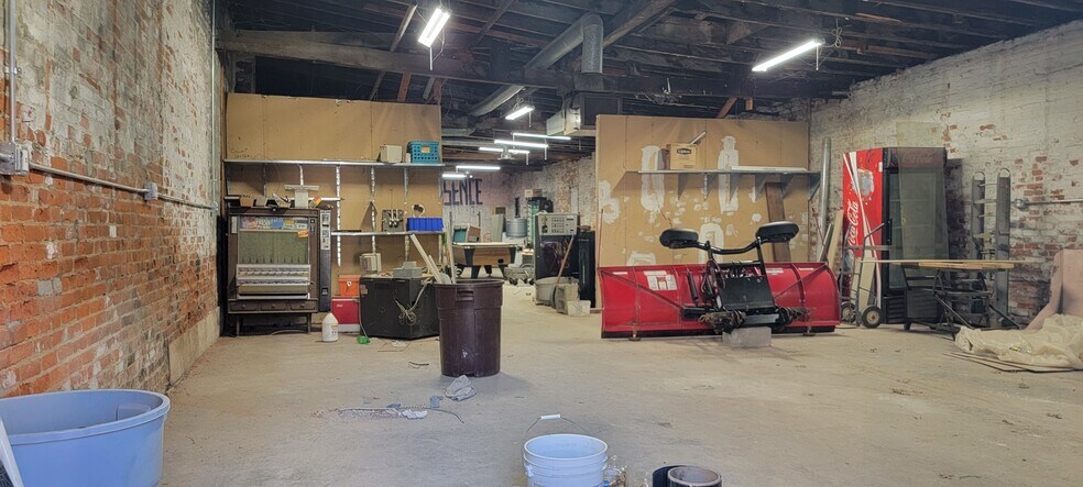 39 Clover st, Poughkeepsie, NY à vendre - Photo principale - Image 1 de 5