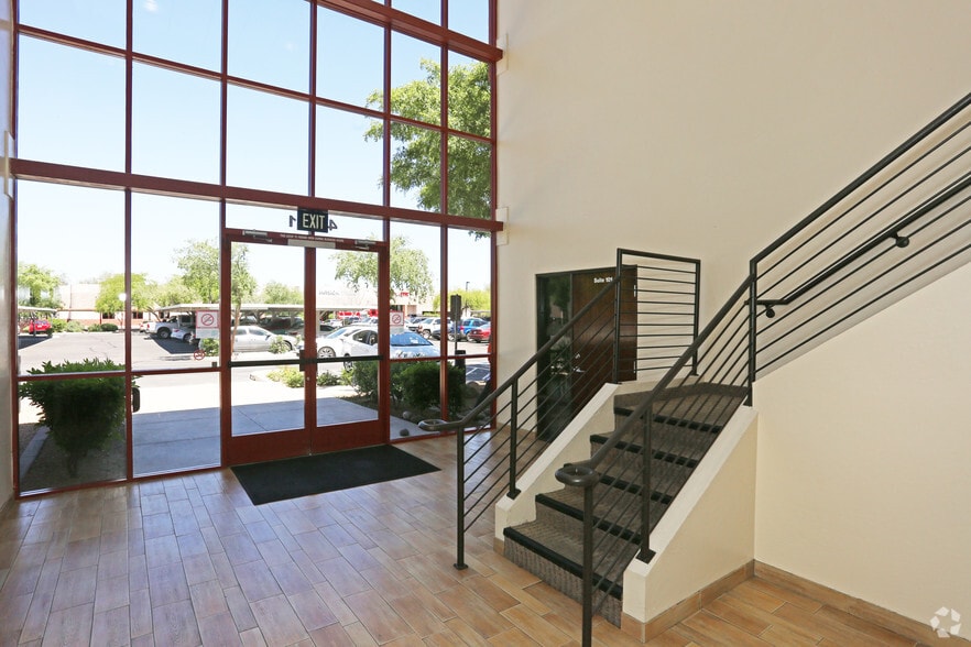 4115 E Valley Auto Dr, Mesa, AZ à louer - Hall d’entrée - Image 2 de 7