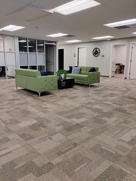 205 S Liberty St, Harrisonburg, VA for lease - Building Photo - Image 3 of 20