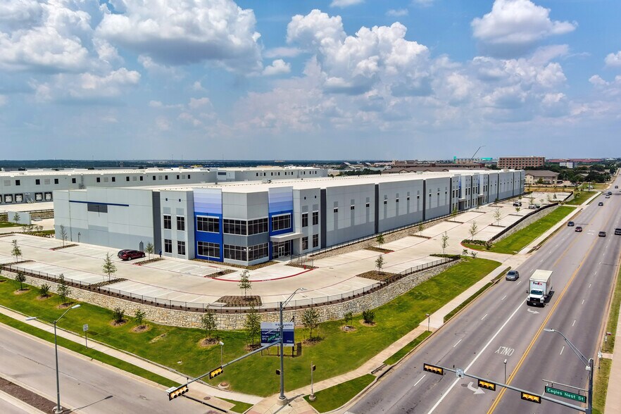 3700 Sunrise Rd, Round Rock, TX à louer - Photo du bâtiment - Image 3 de 8