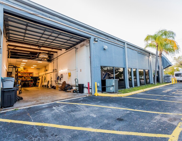 10130 NW 47th St, Sunrise, FL for sale - Building Photo - Image 3 of 23