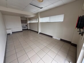 18 Kremzow Rd, Brendale for lease Interior Photo- Image 1 of 4
