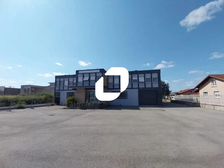 34-36 Avenue Des Bruyères, Décines-Charpieu à vendre - Photo du bâtiment - Image 3 de 21