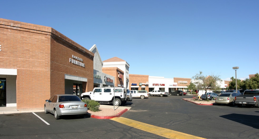 1130-1184 N Gilbert Rd, Gilbert, AZ for lease - Building Photo - Image 2 of 21