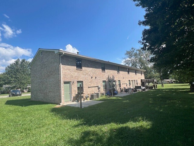 112 Garden St, Estill Springs, TN à vendre - Photo du bâtiment - Image 3 de 5