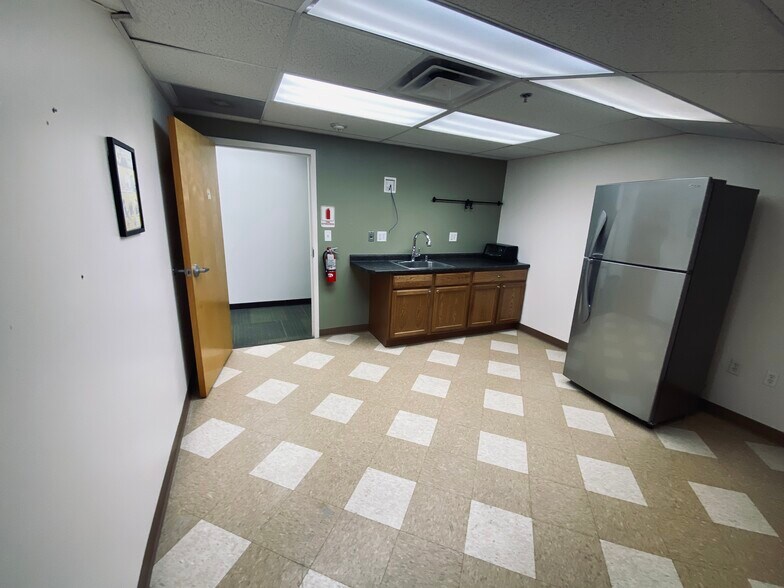 114 Bridge Rd, Salisbury, MA à louer - Photo intérieure - Image 2 de 4