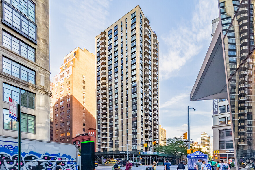 403-409 Park Ave S, New York, NY à vendre - Photo principale - Image 1 de 1