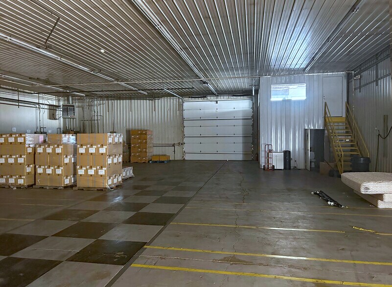 2737 Pioneer Dr, Bowling Green, KY à louer - Photo du bâtiment - Image 3 de 12