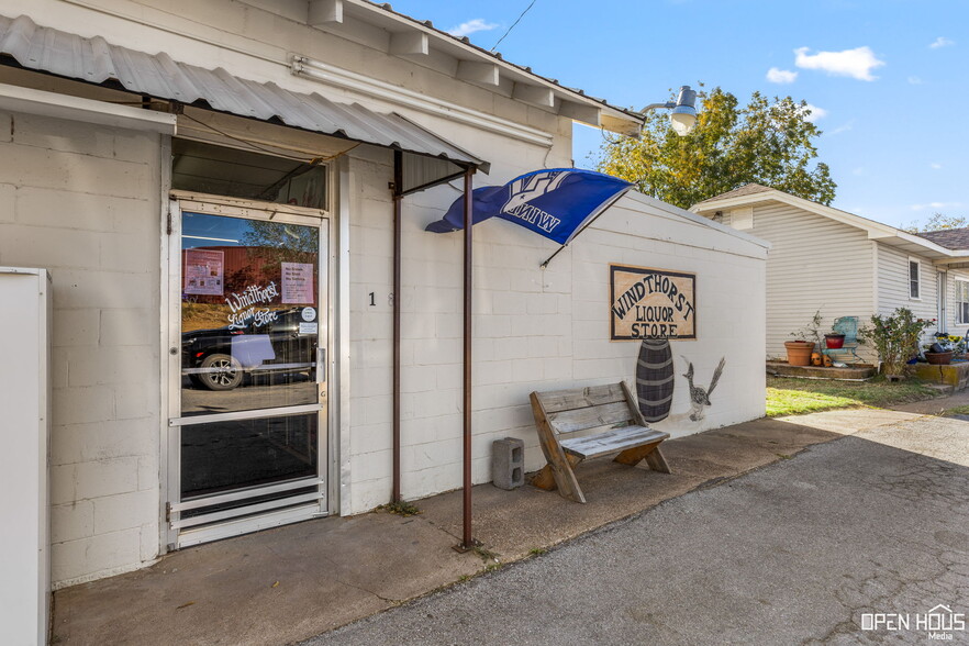 18847 US-281, Windthorst, TX for sale - Building Photo - Image 2 of 31