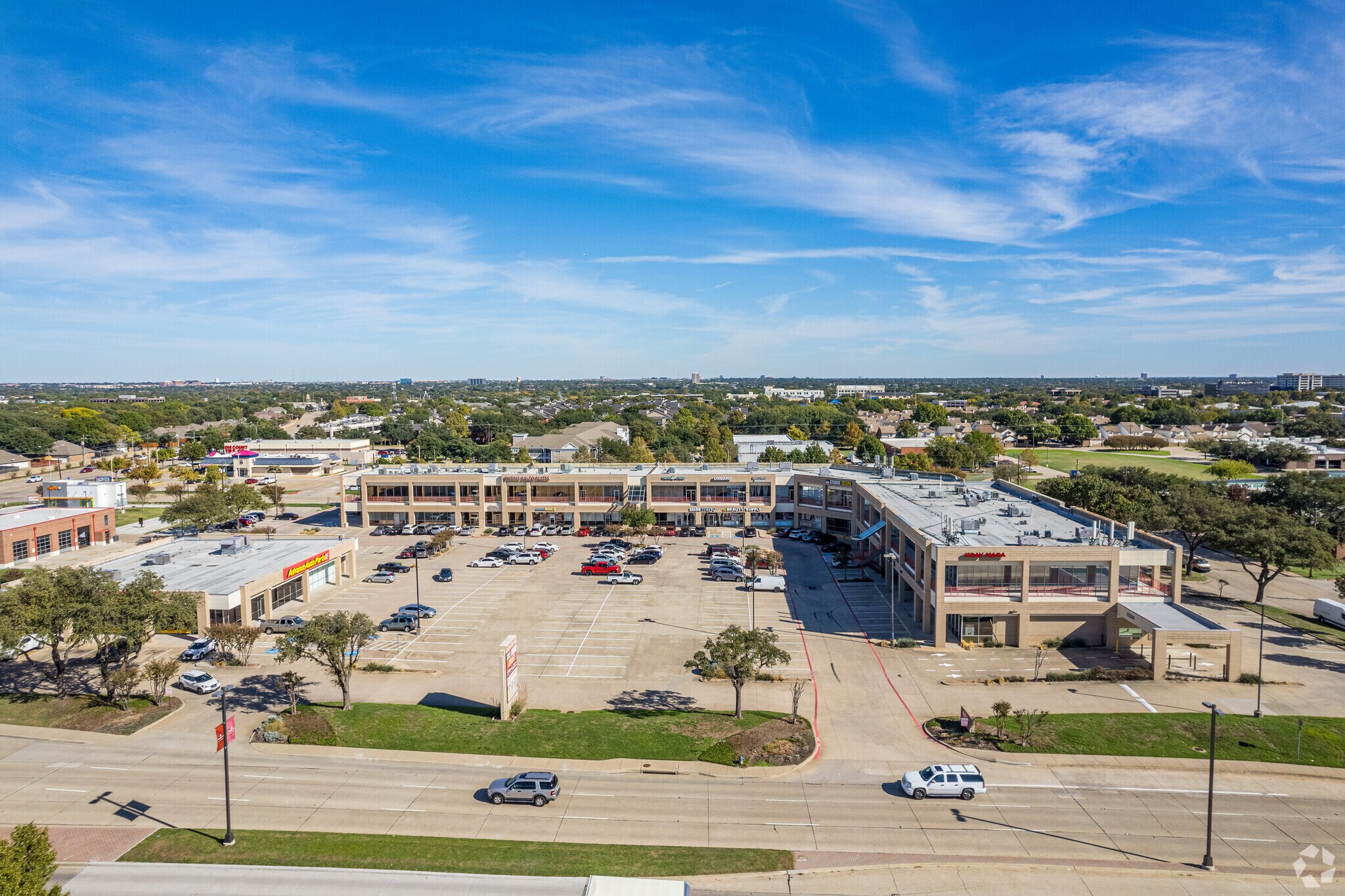 2650 Midway Rd, Carrollton, TX à louer Aérien- Image 1 de 10