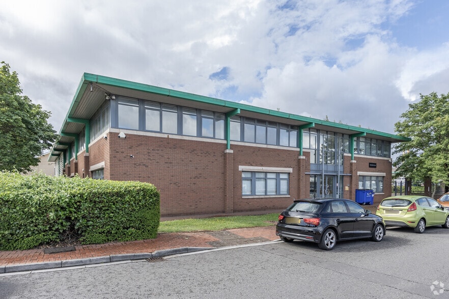 Dowlais Rd, Cardiff for lease - Primary Photo - Image 1 of 4